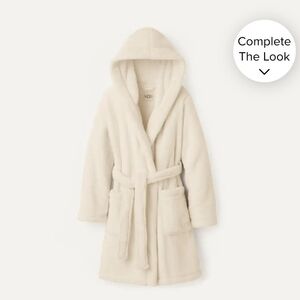 UGG Women's Aarti Cream Plush Hooded Robe Size Large EUC!
